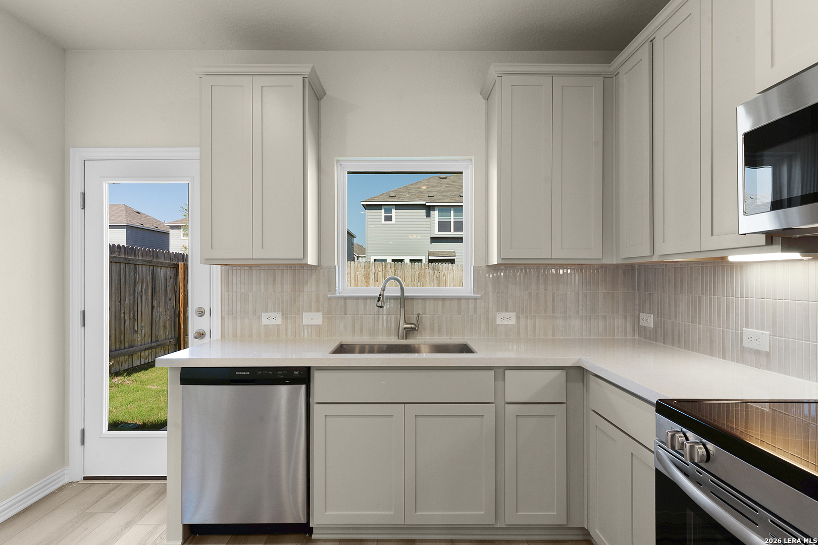 870 Casetta Trail, ,  78130 — photo 1