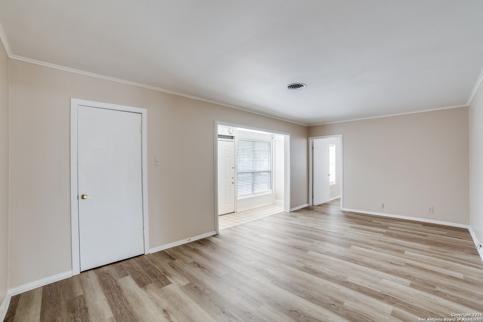 2802 Darwin, , 78228 — photo 1