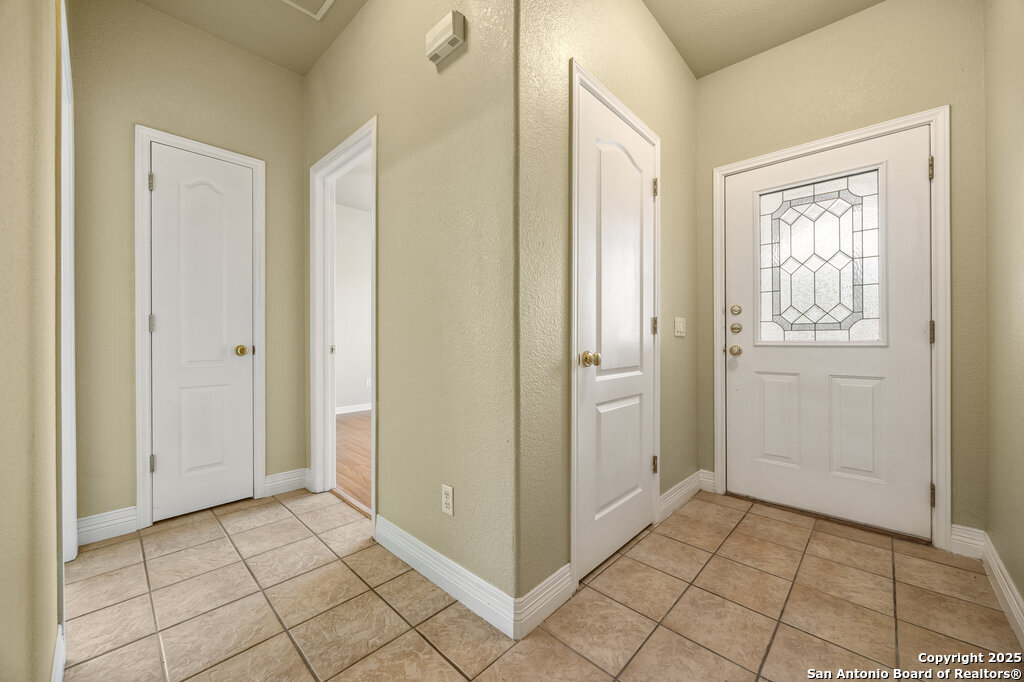 3049 Pine Valley, , 78130 — photo 1