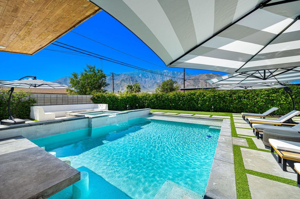 359 W Avenida Cerca, Palm Springs, CA 92262 — photo 1