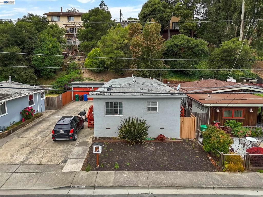 512 Tennent Ave, Pinole, CA 94564 — photo 1