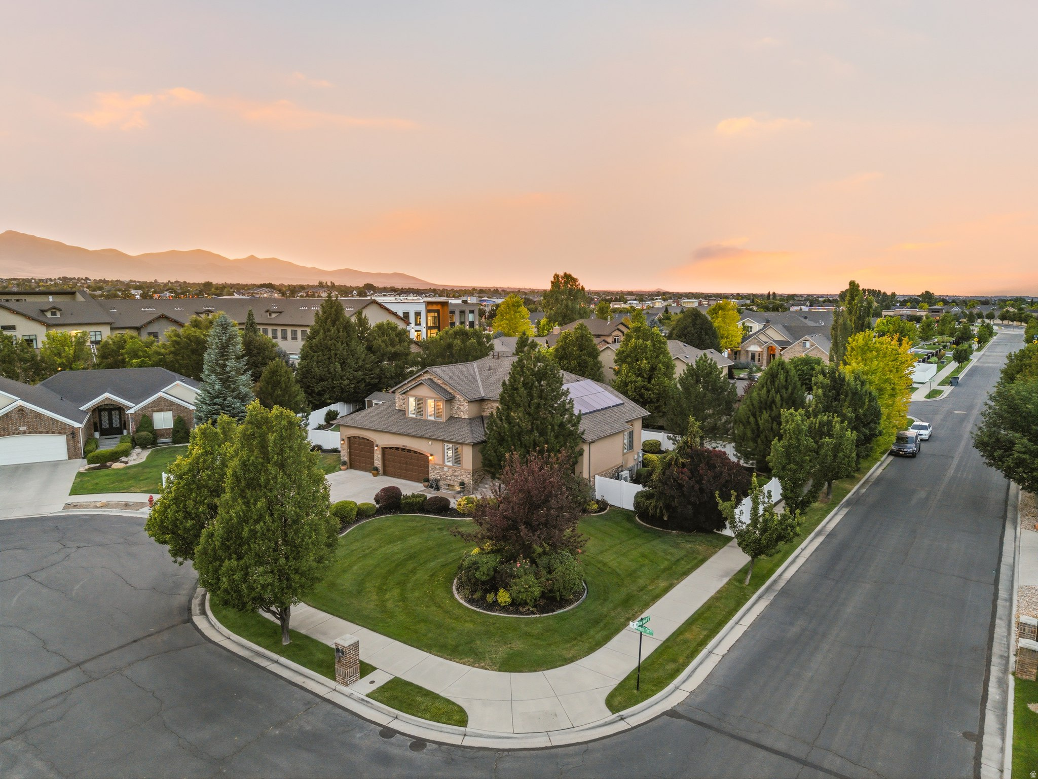 3288 W EPHRAIM CIR, South Jordan, UT 84095 — photo 1