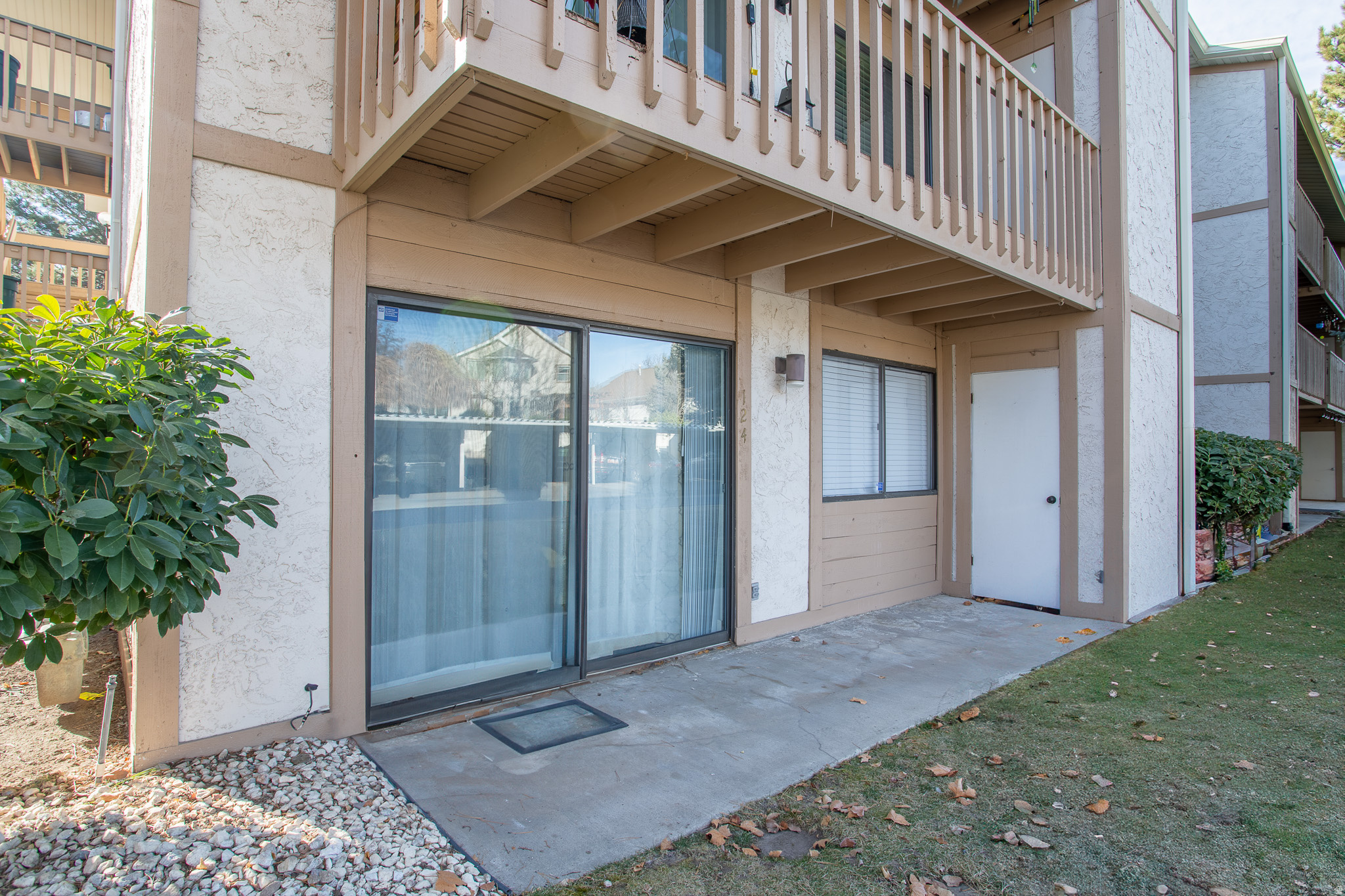 1460 E HIGHLAND COVE LN #124, Millcreek, UT 84106 — photo 1