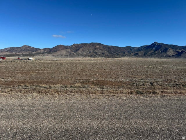 5 E-1030-0062-0000, Newcastle, UT 84756 — photo 1