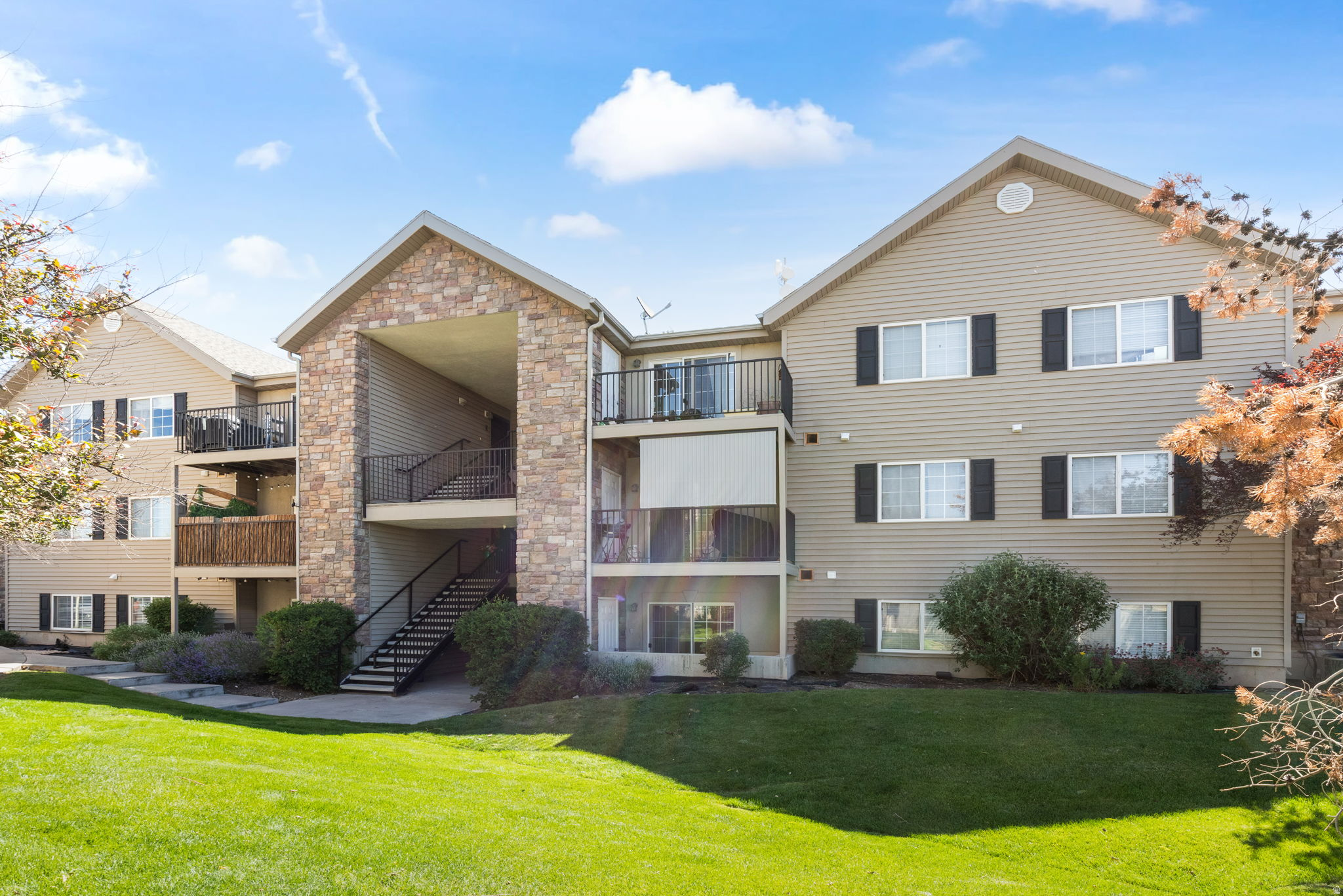 1693 W WESTBURY WAY #K, Lehi, UT 84043 — photo 1