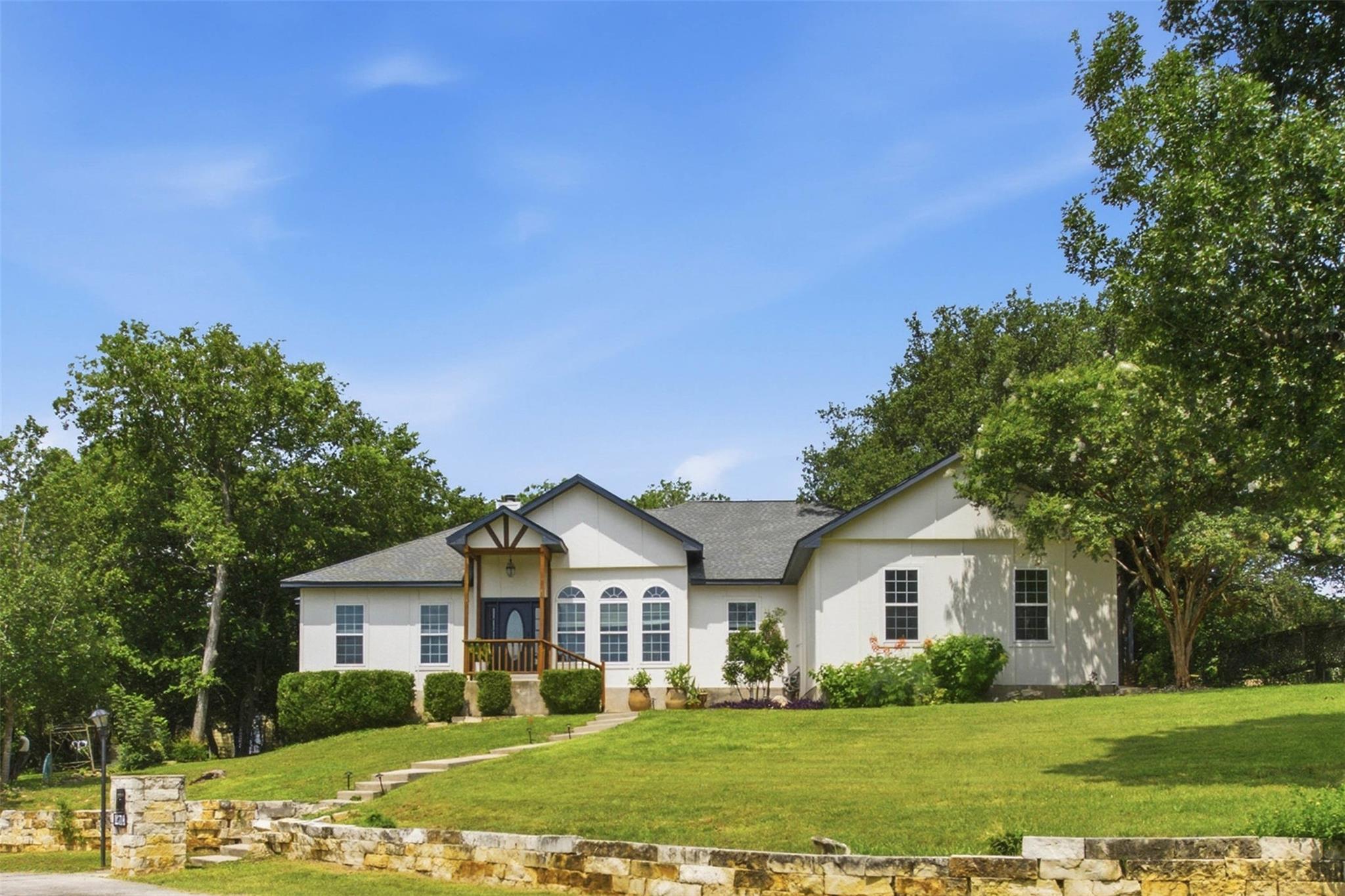 12714 EAGLE NEST, Buda, TX 78610 — photo 1