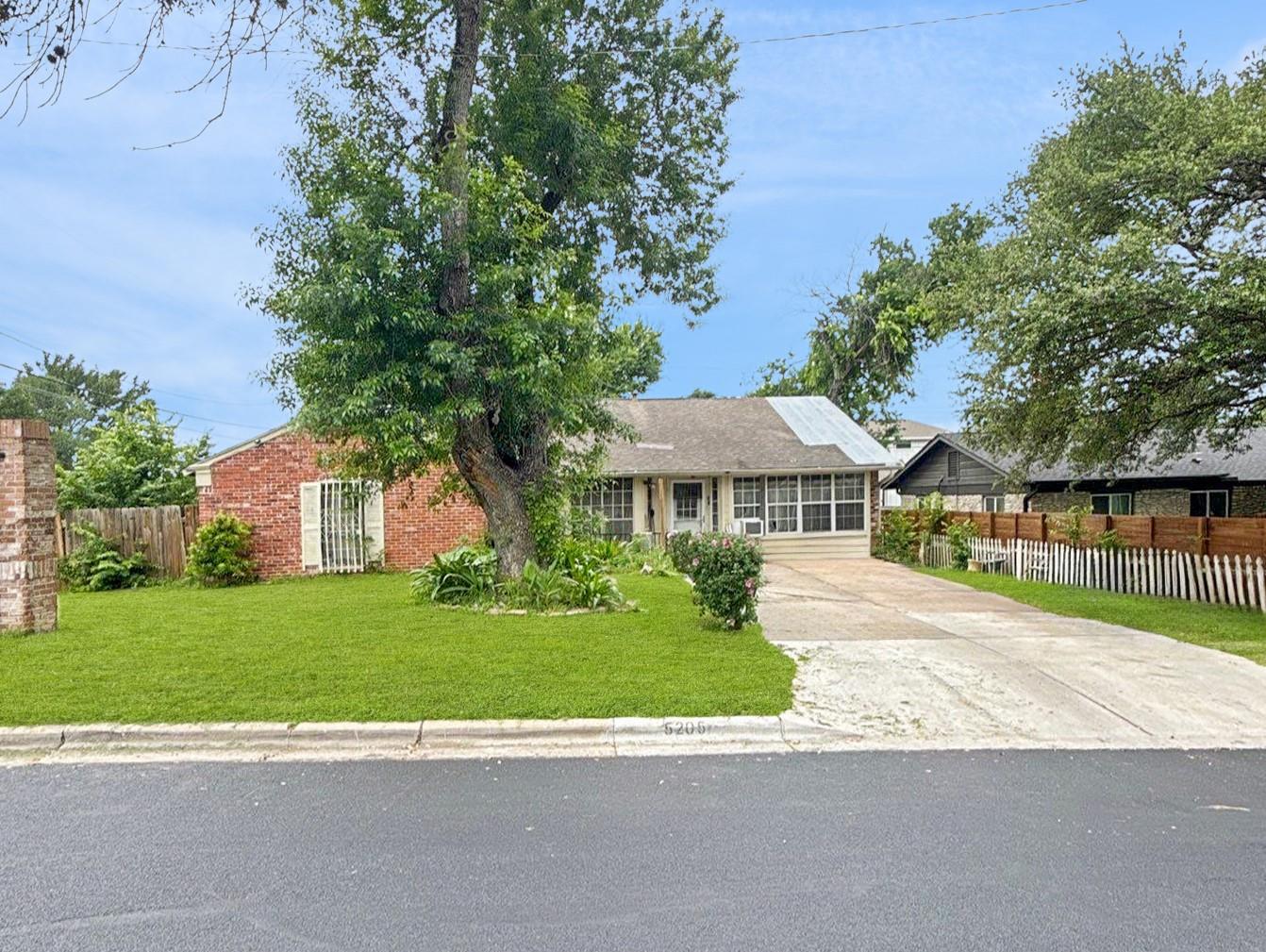 5205 Stone Gate, Austin, TX 78721 — photo 1