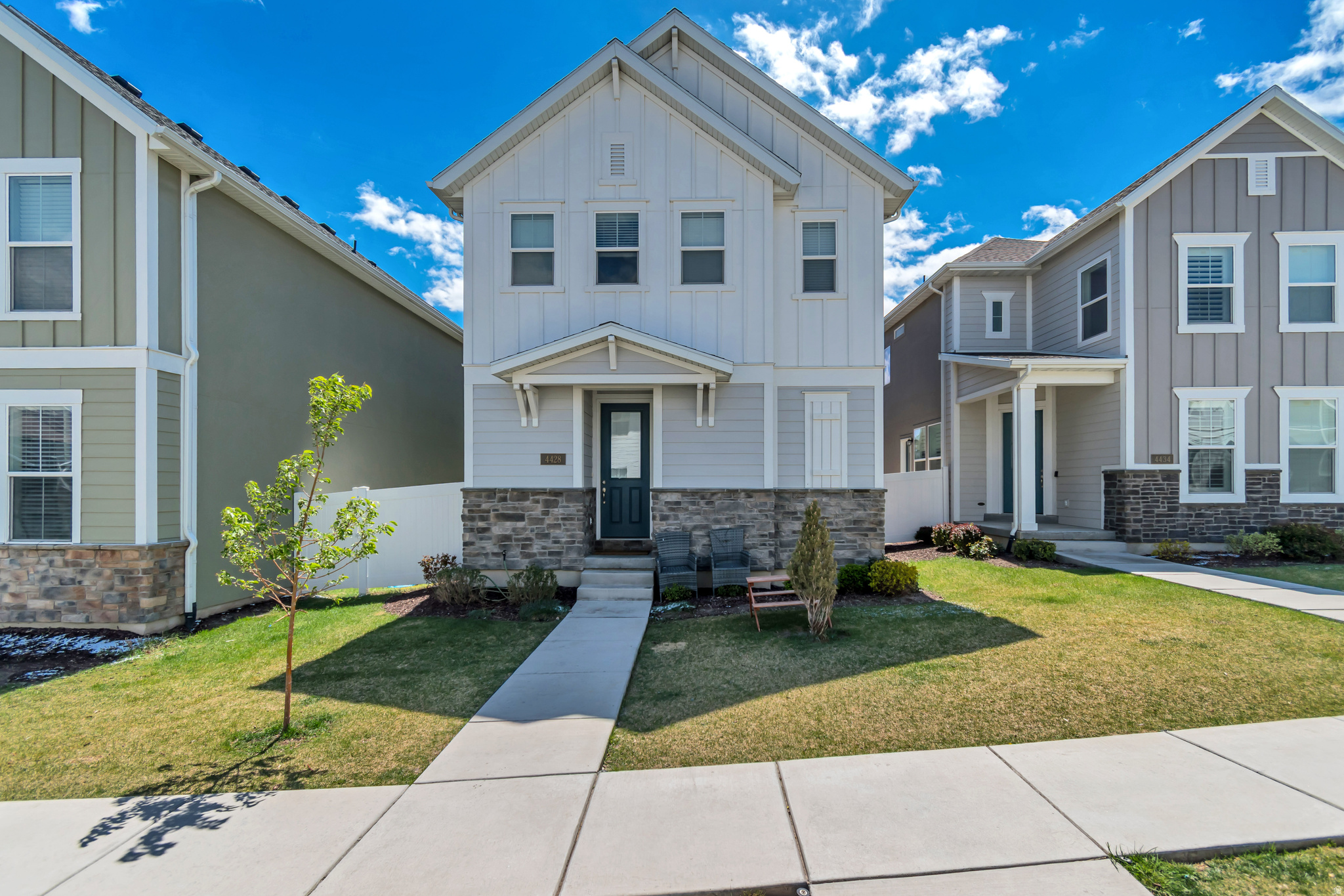 4428 W GLENDON DR, Lehi, UT 84048 — photo 1