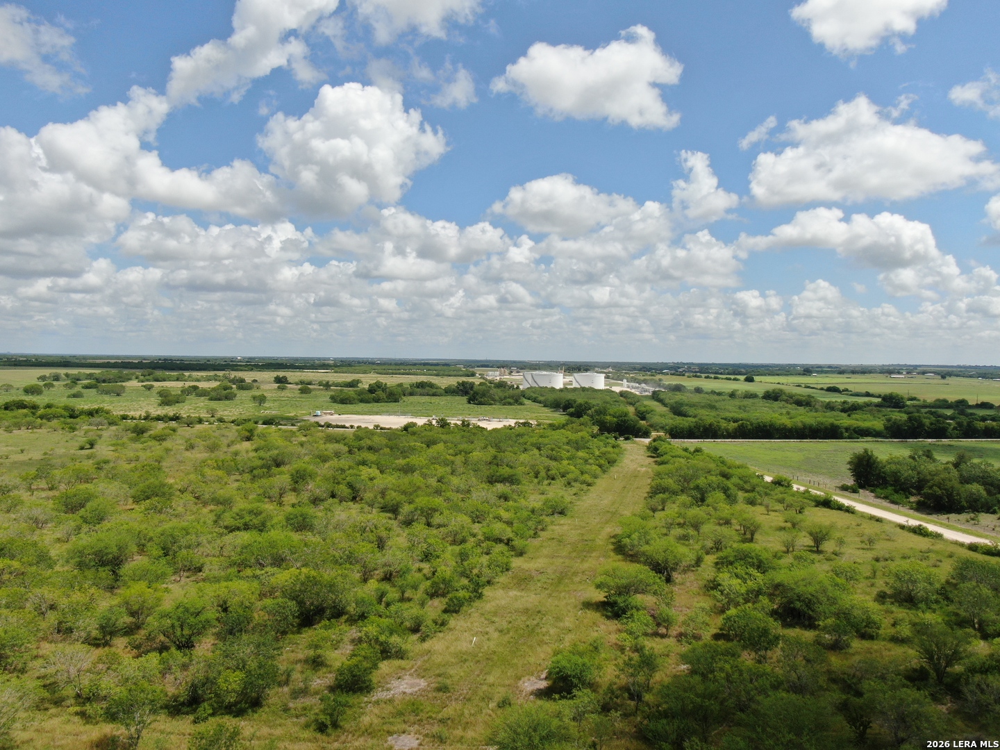 TBD LOT 4 CR 207, , 78117 — photo 1