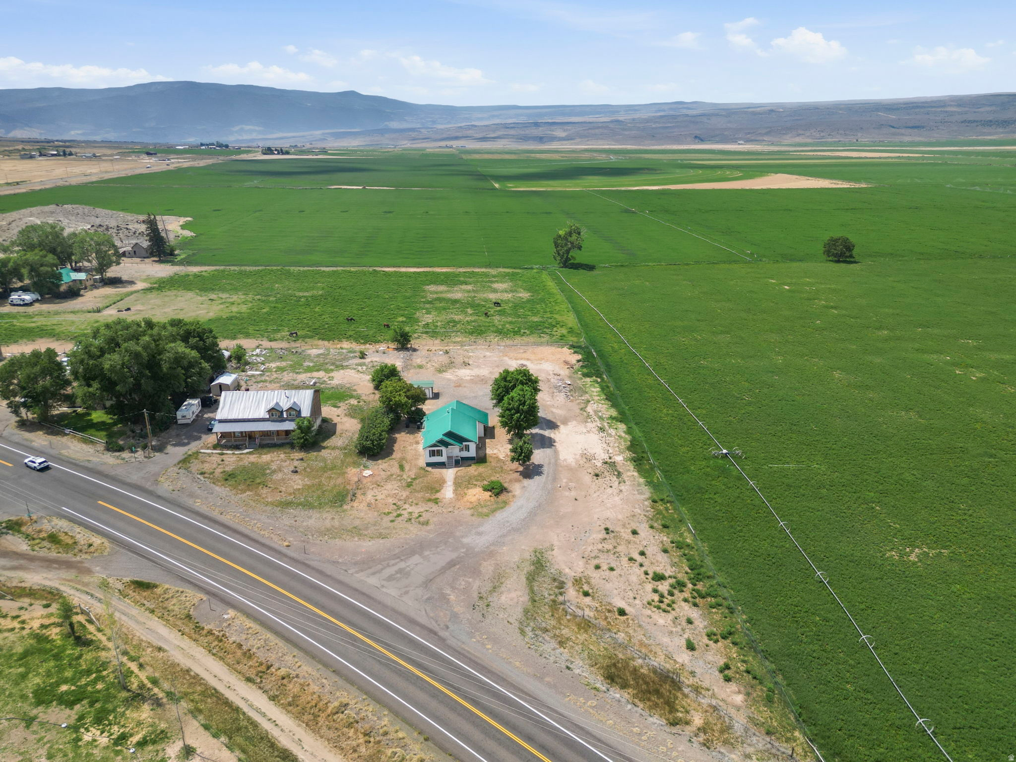 566 S MAIN ST, Lyman, UT 84749 — photo 1