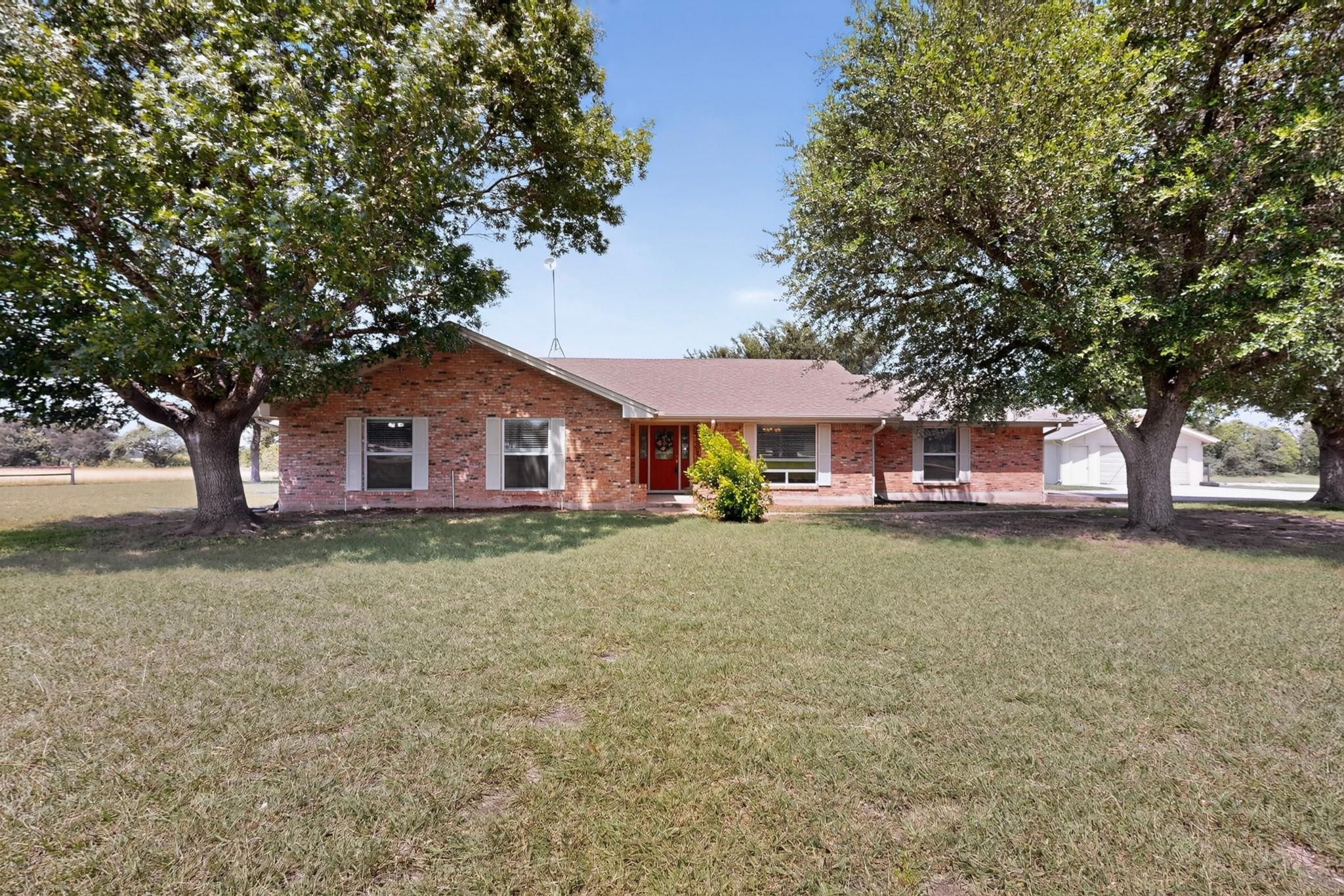 350 Richard, Georgetown, TX 78626 — photo 1