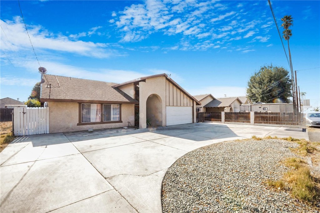 40785 Johnston Avenue, Hemet, CA 92544 — photo 1