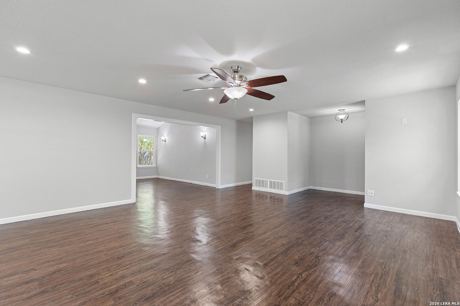 210 MANTON LN, , 78213 — photo 1