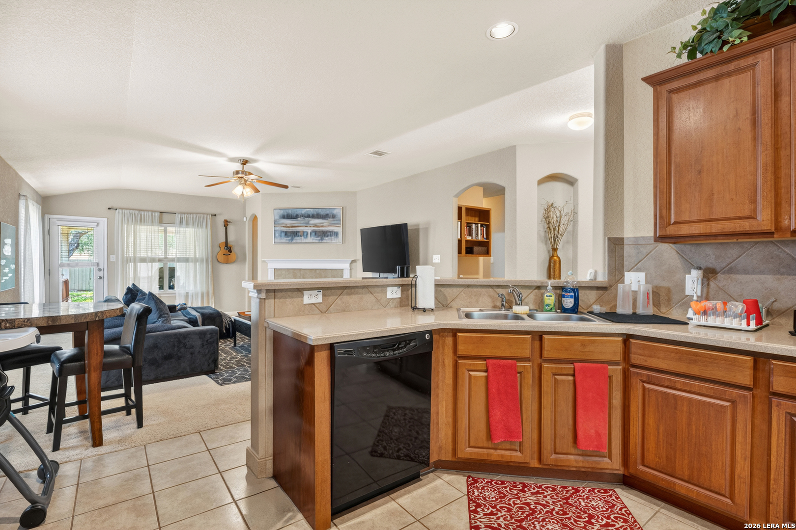 25631 Spirea, ,  78261 — photo 1