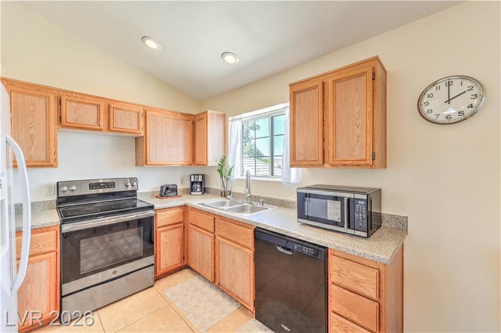 5330 Portavilla Court 203, Las Vegas, NV 89122 — photo 1