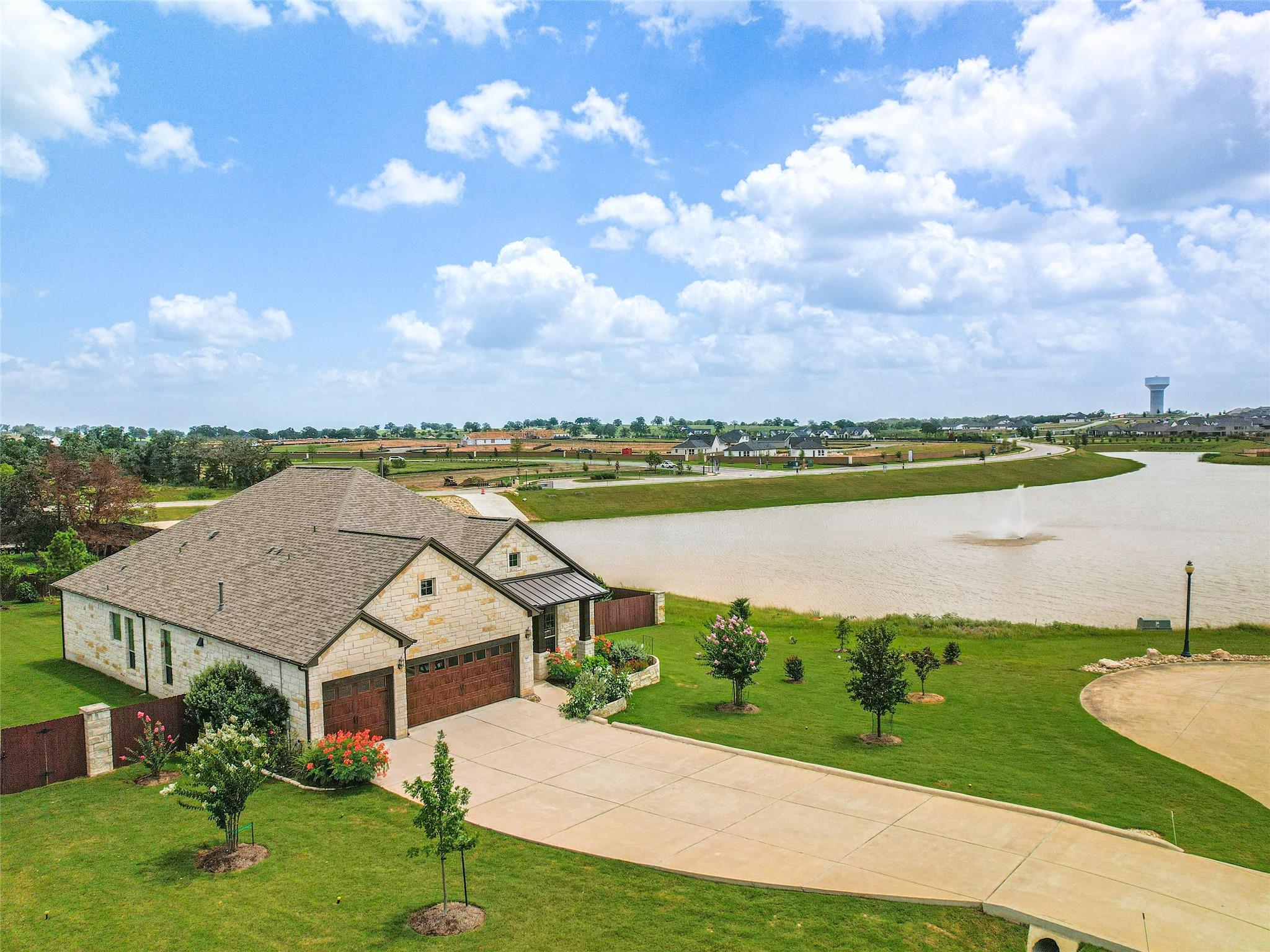 340 Chisholm, Bastrop, TX 78602 — photo 1