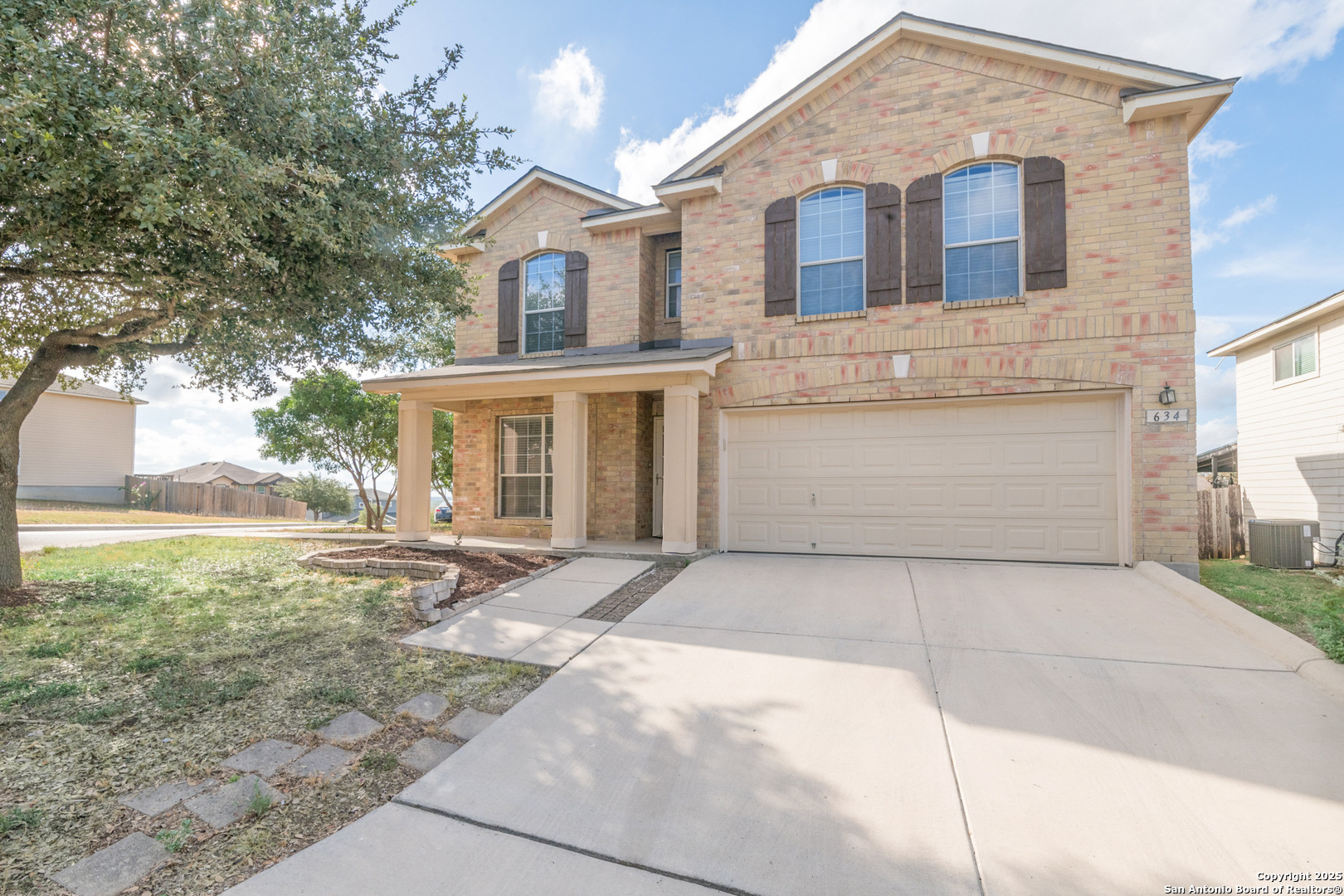 634 kate schenck, ,  78223 — photo 1