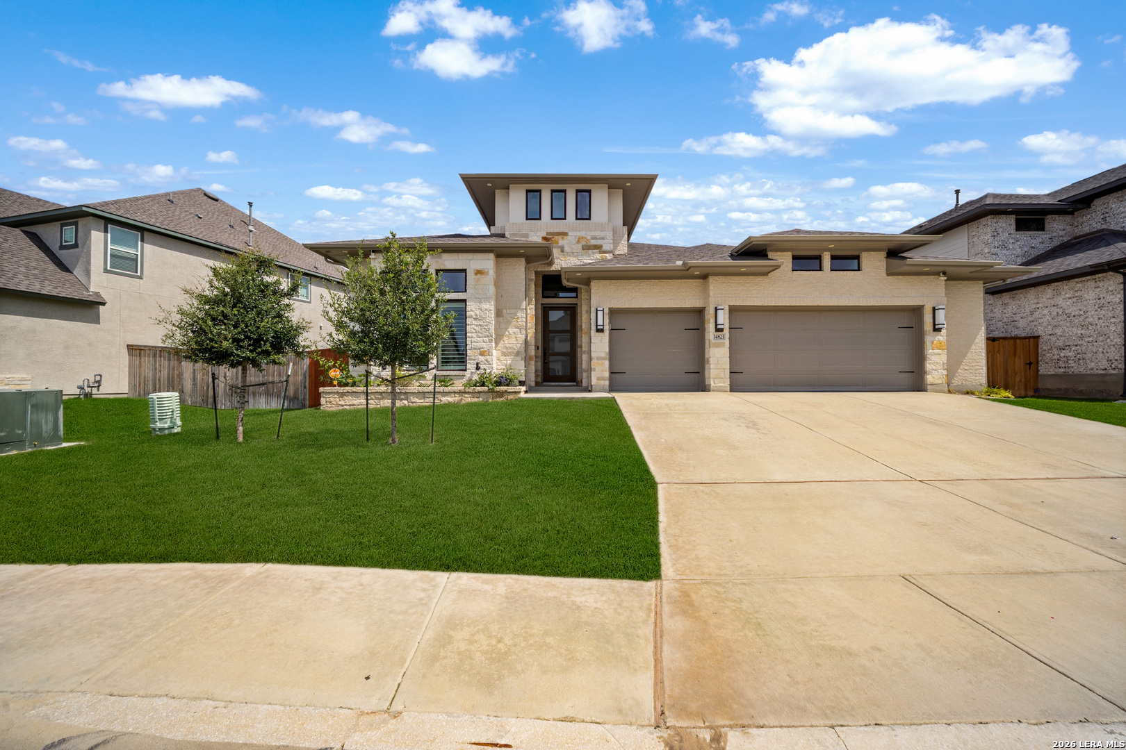 14823 MAPLETON HL, San Antonio, TX 78245 — photo 1