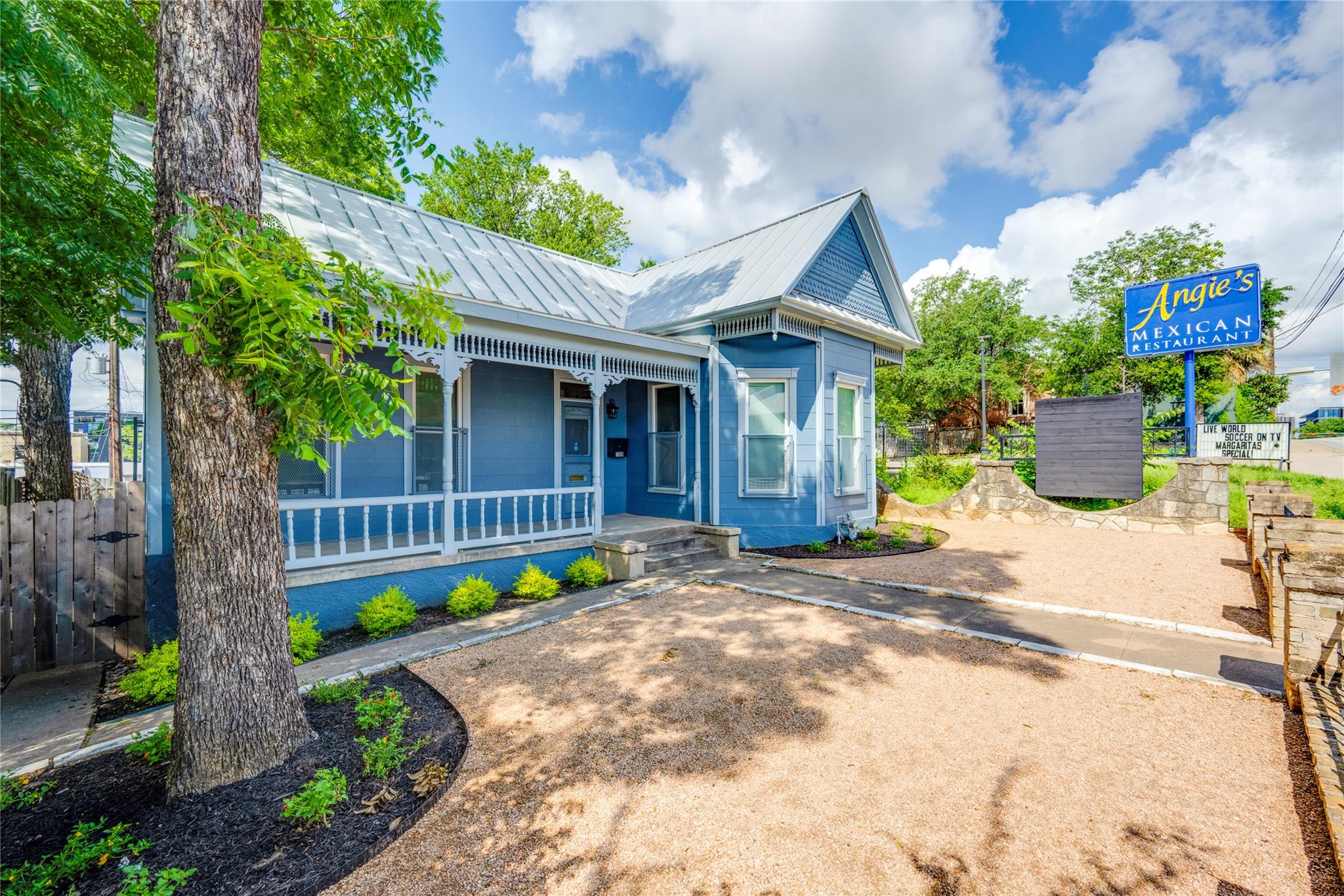 1309 E 7th St, Austin, TX 78702 — photo 1