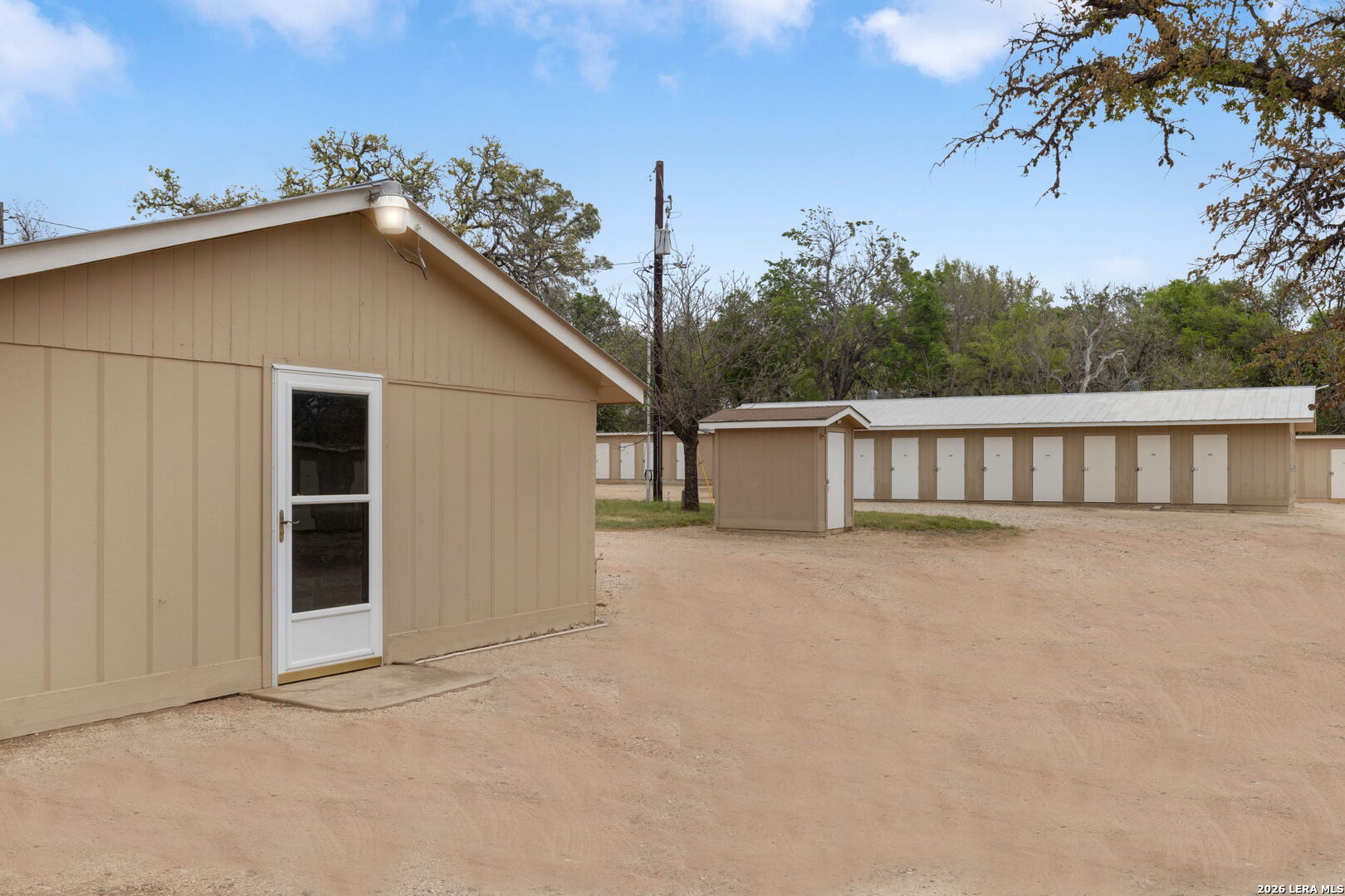 1815 LLANO ST, ,  78624 — photo 1