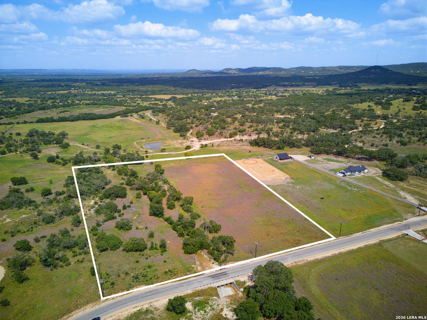 000 Winans Ranch Rd, Bandera, TX 78003 — photo 1