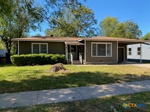 1818 S 39th Street, Temple, TX 76504 — photo 1