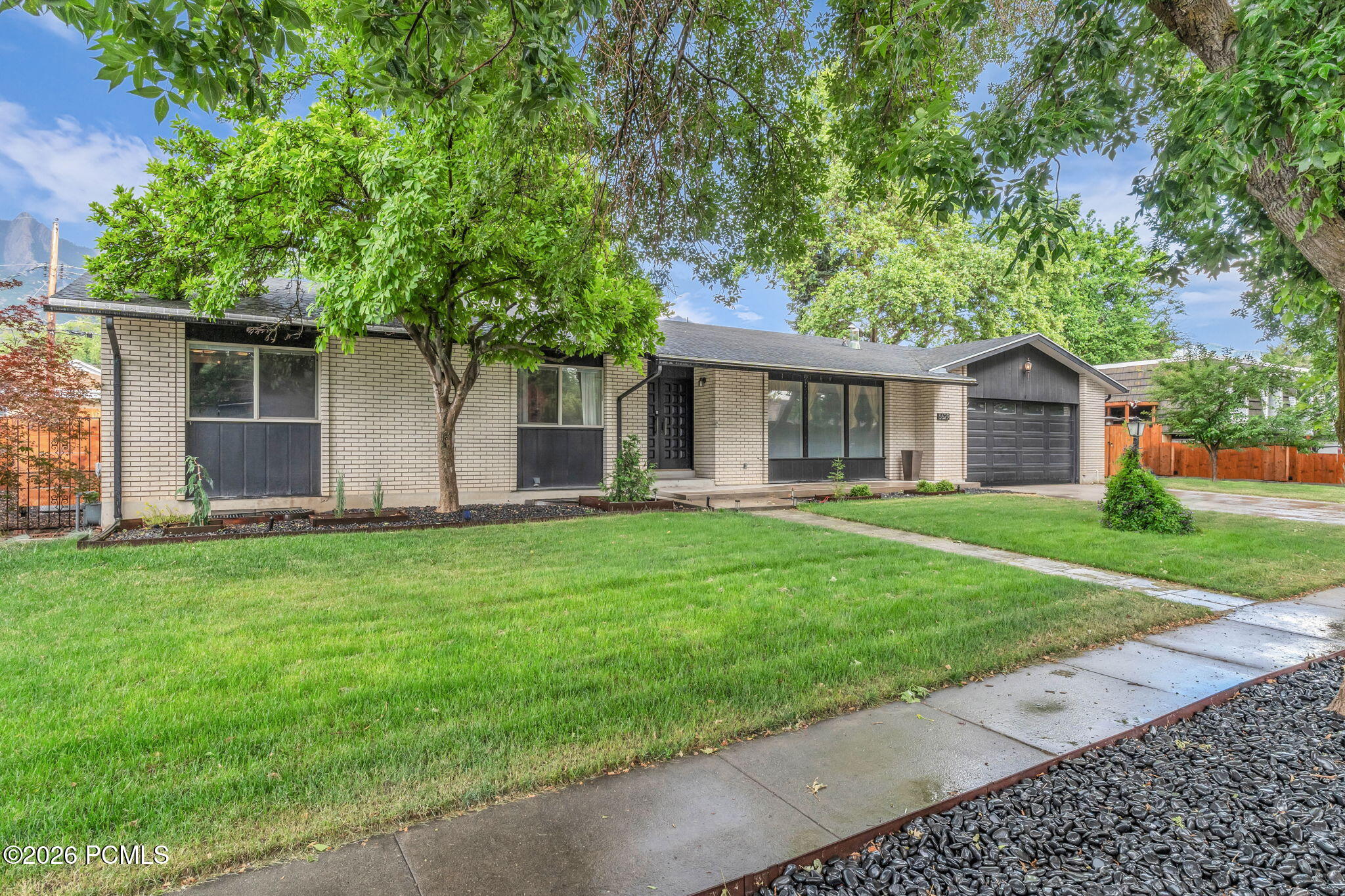 5629 S Laurelwood Street, Holladay, UT 84121 — photo 1