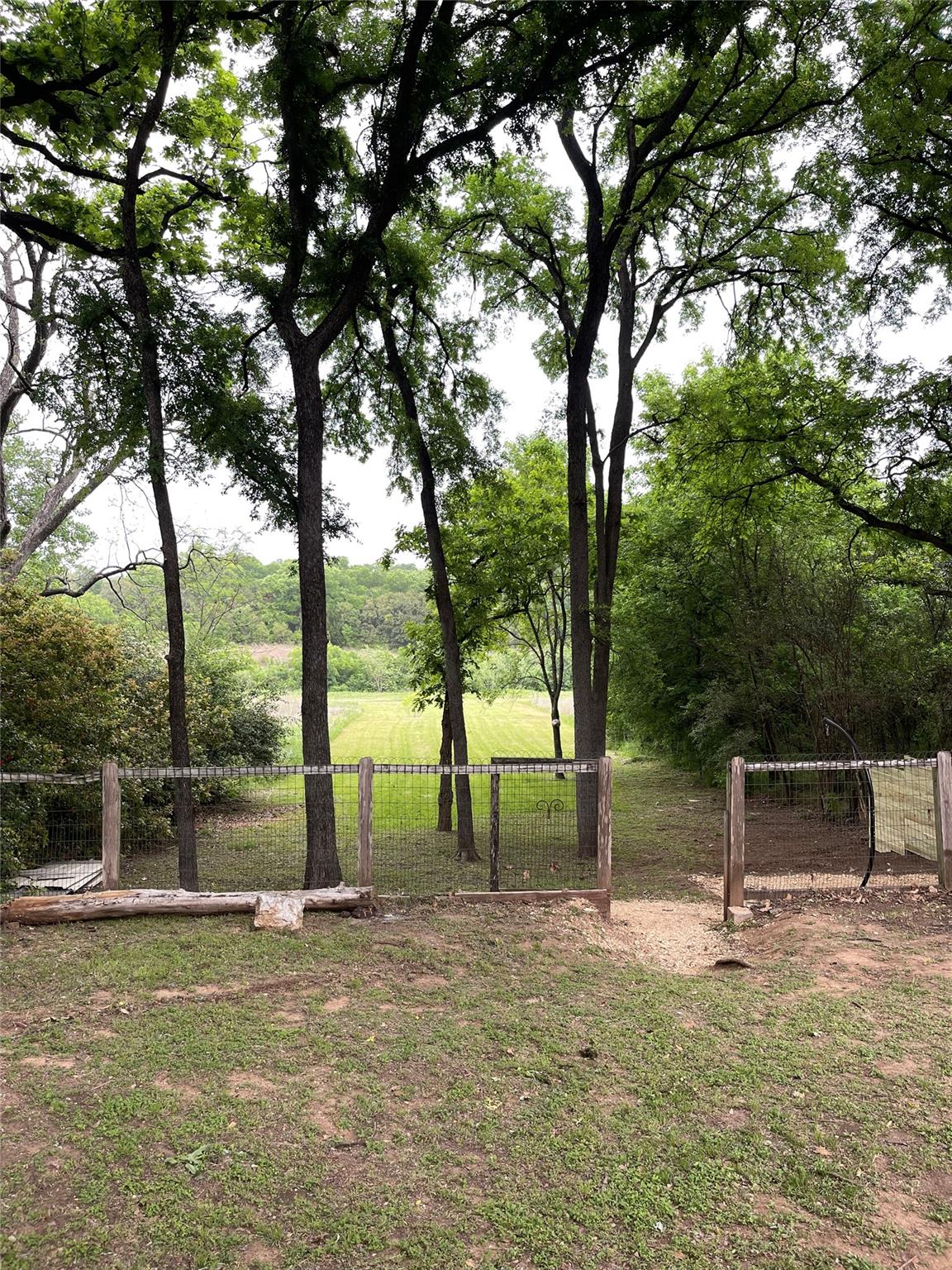 6302 Thurgood, Austin, TX 78721 — photo 1