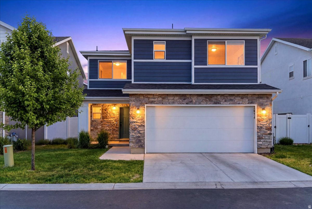 2054 W LYDIA LN, Syracuse, UT 84075 — photo 1