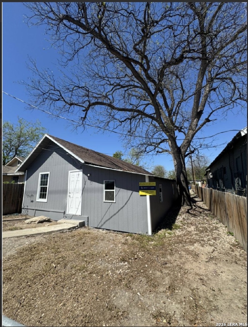 1111 DELGADO ST, San Antonio, TX 78207 — photo 1