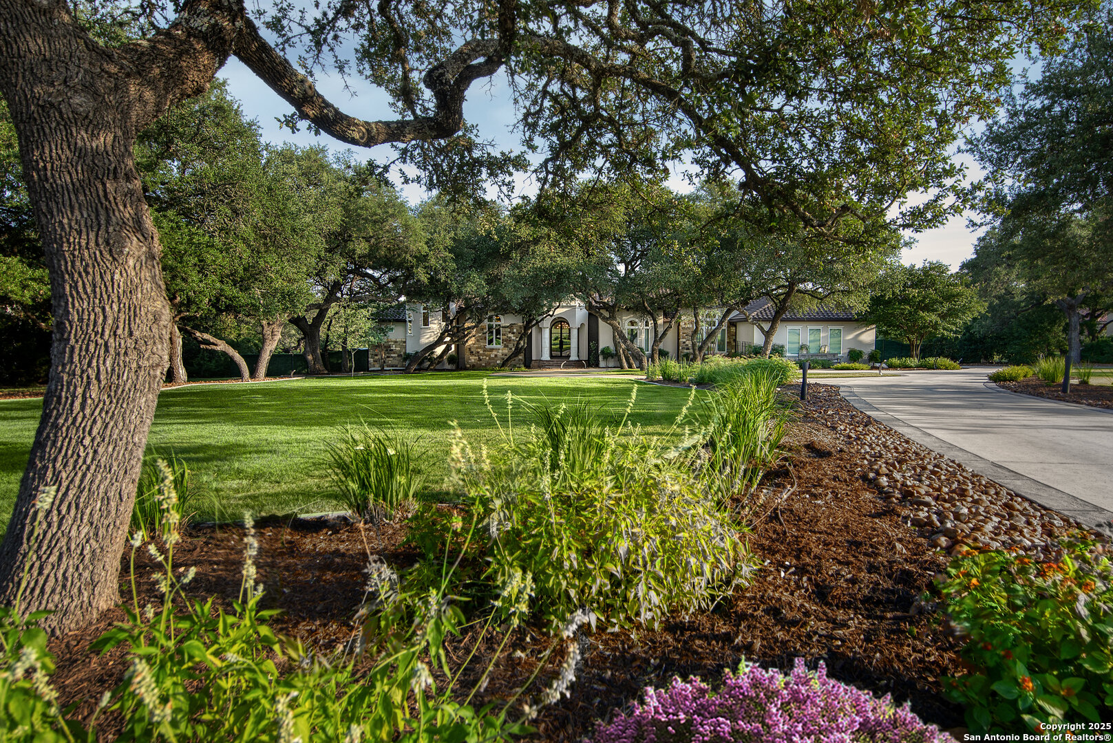 11118 ANAQUA SPGS, Boerne, TX 78006 — photo 1