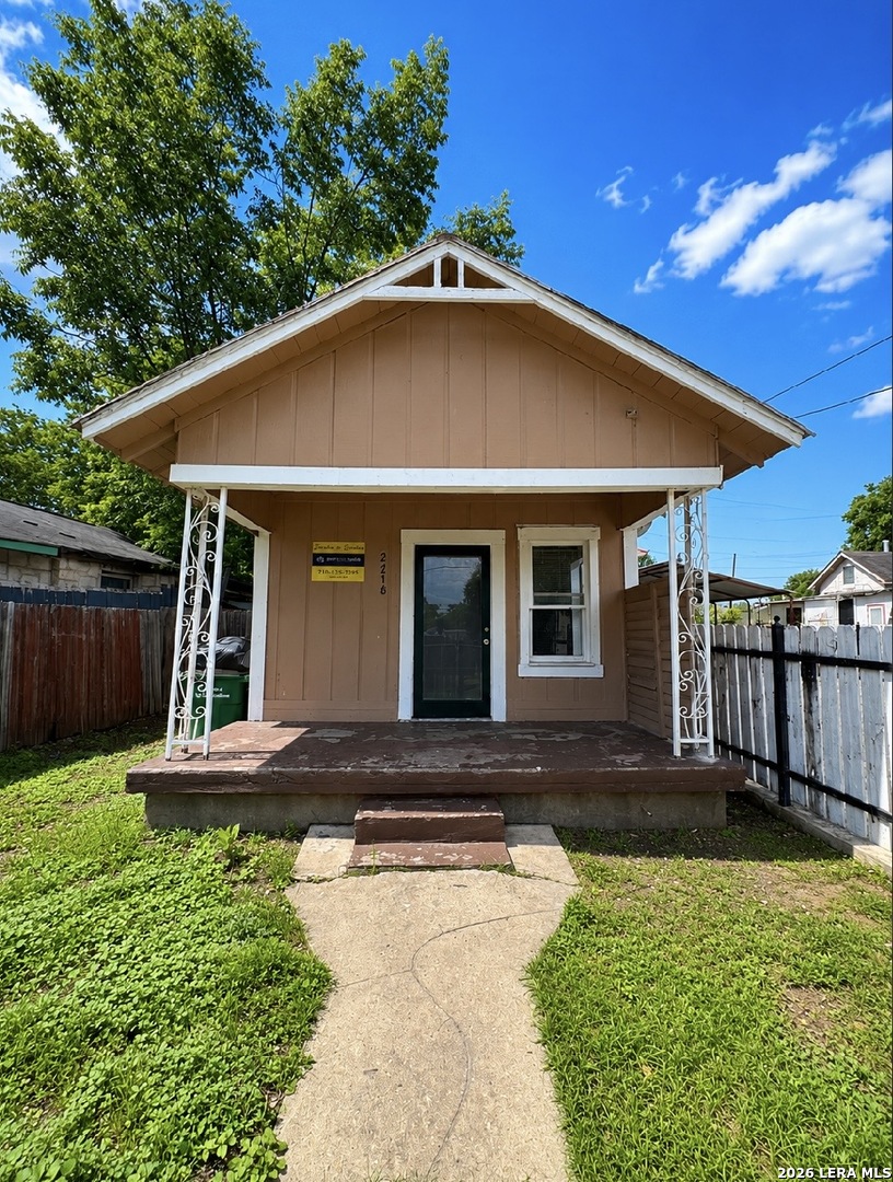 2216 SAN FERNANDO ST, San Antonio, TX 78207 — photo 1