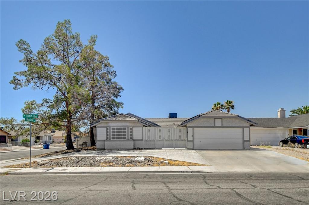 5877 Tippin Drive, Las Vegas, NV 89130 — photo 1