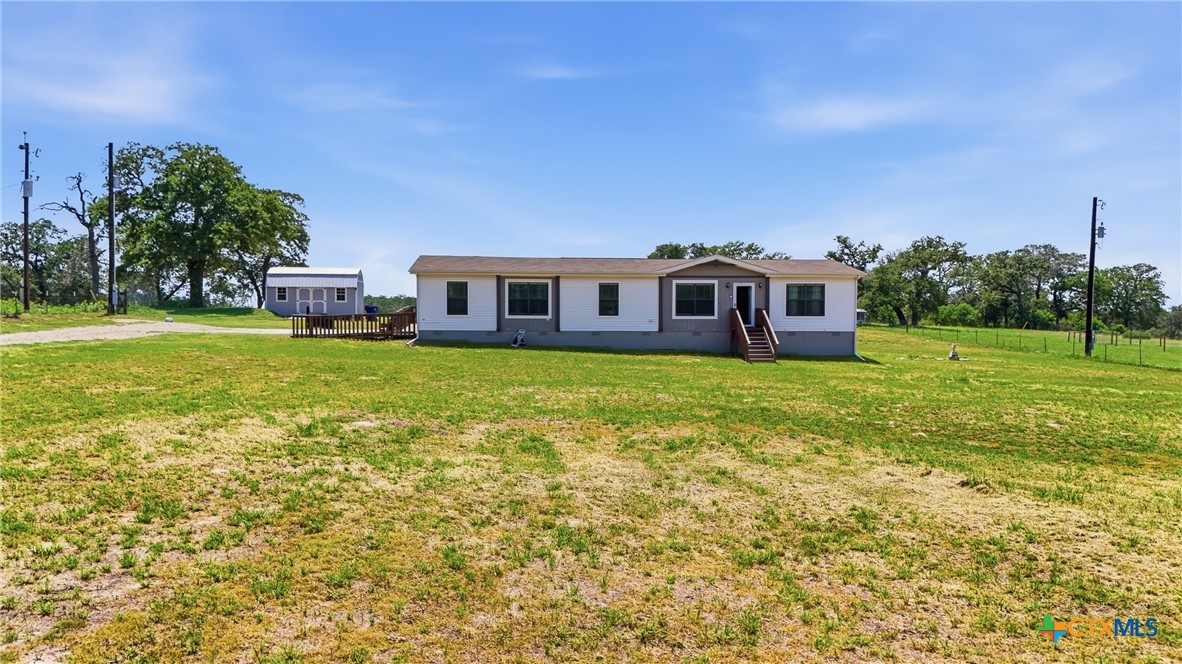 400 Lyon Road, Seguin, TX 78155 — photo 1