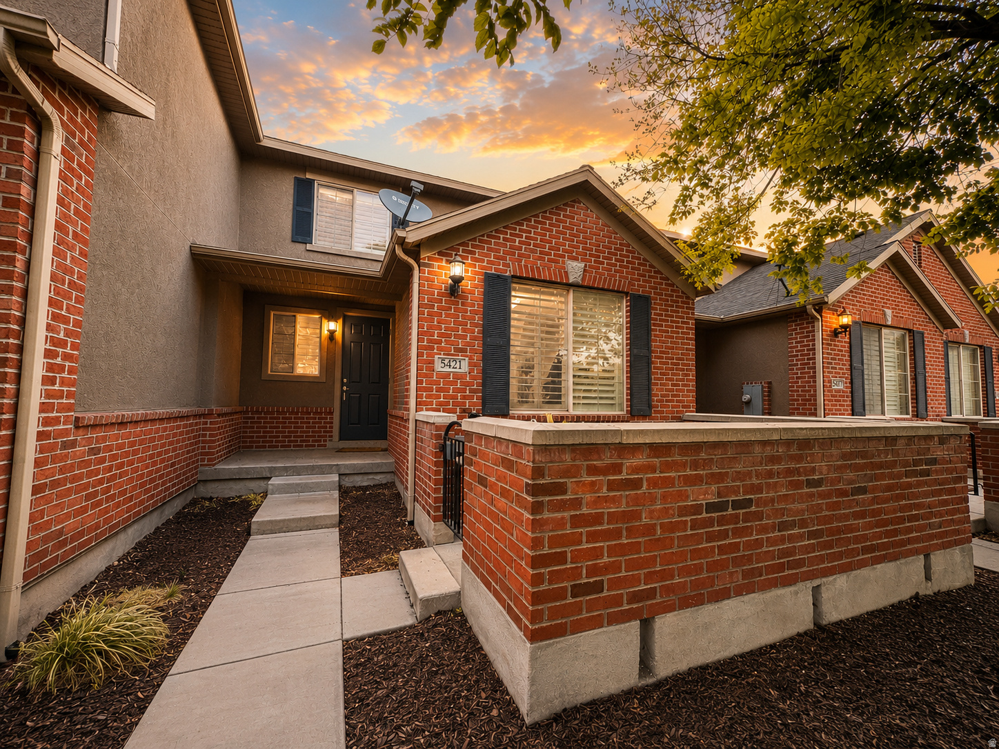 5421 W BRENTFORD CT, West Valley City, UT 84120 — photo 1