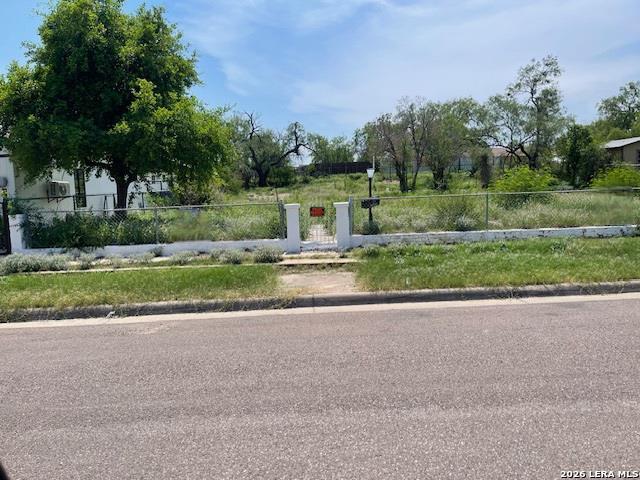 969 Ave D, Eagle Pass, TX 78852 — photo 1