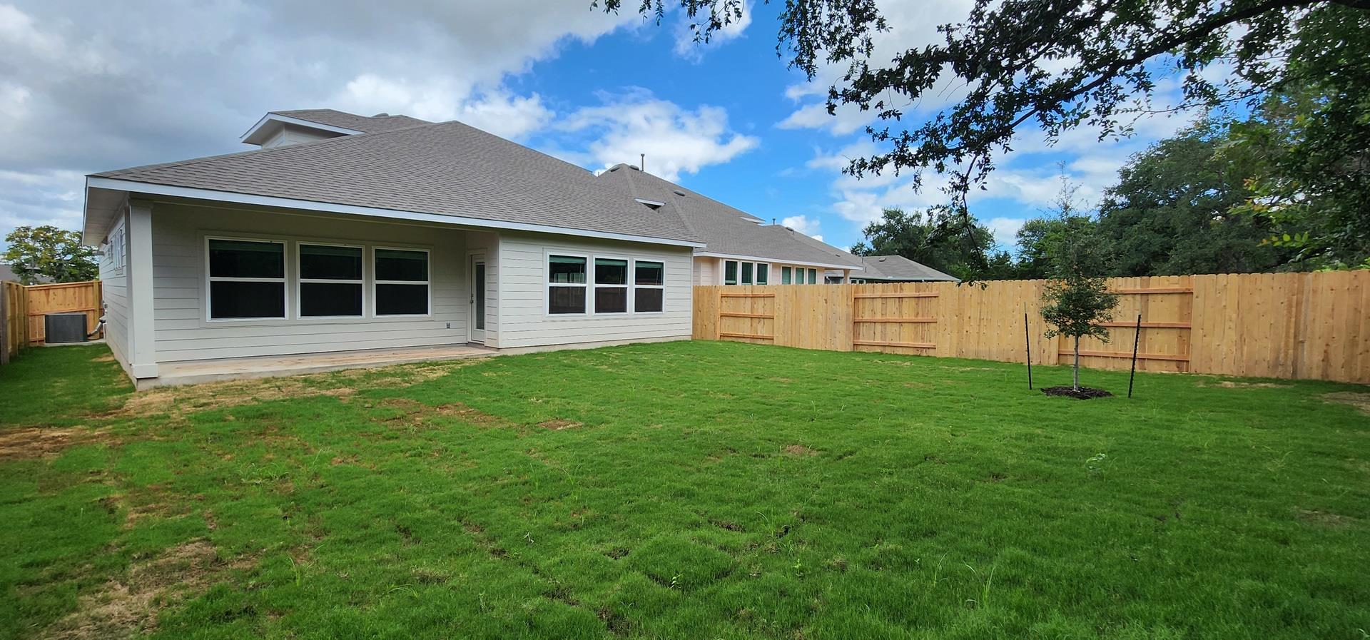 109 Wagon Spoke, Liberty Hill, TX 78642 — photo 1