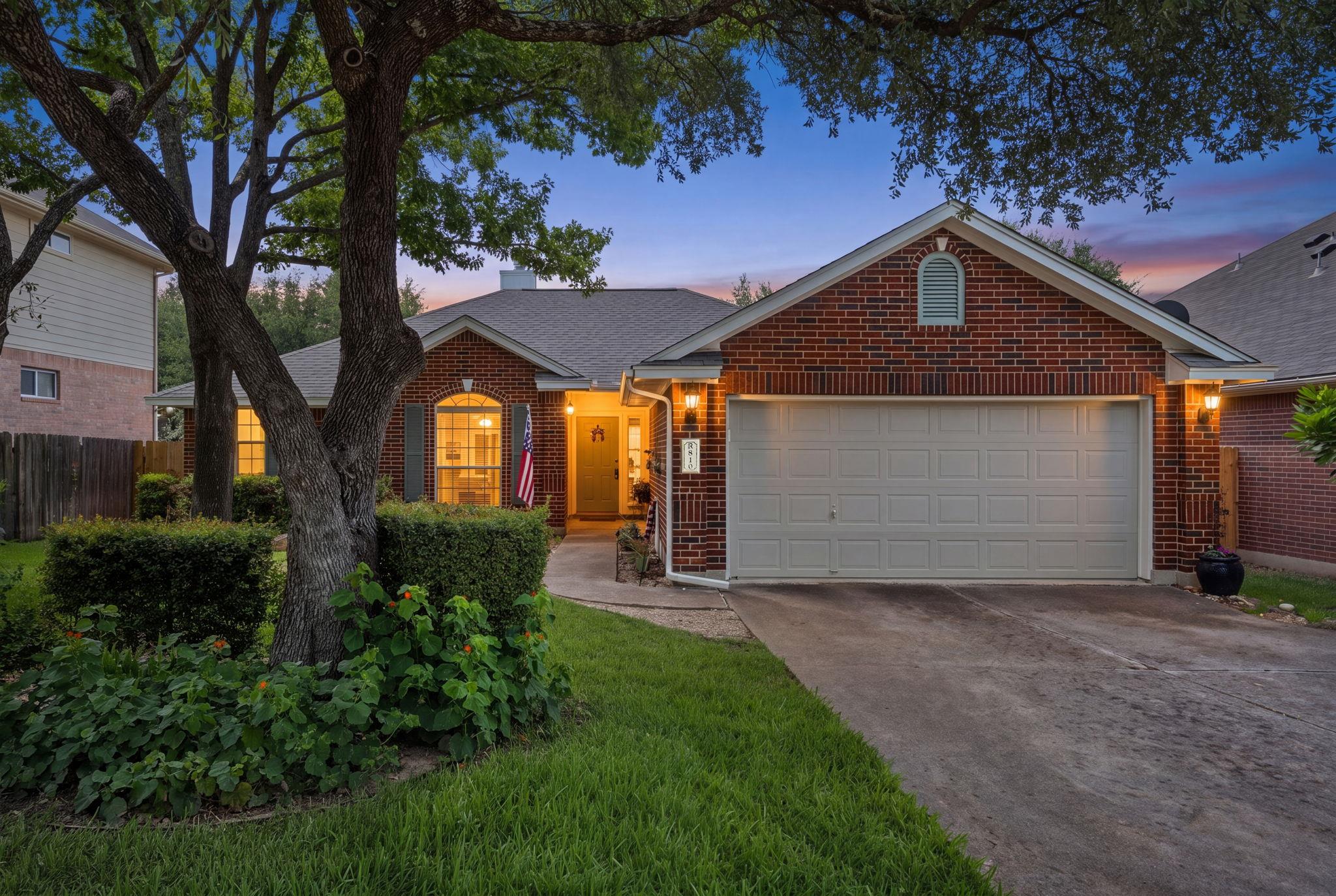 810 Hilltop Dr, Leander, TX 78641 — photo 1