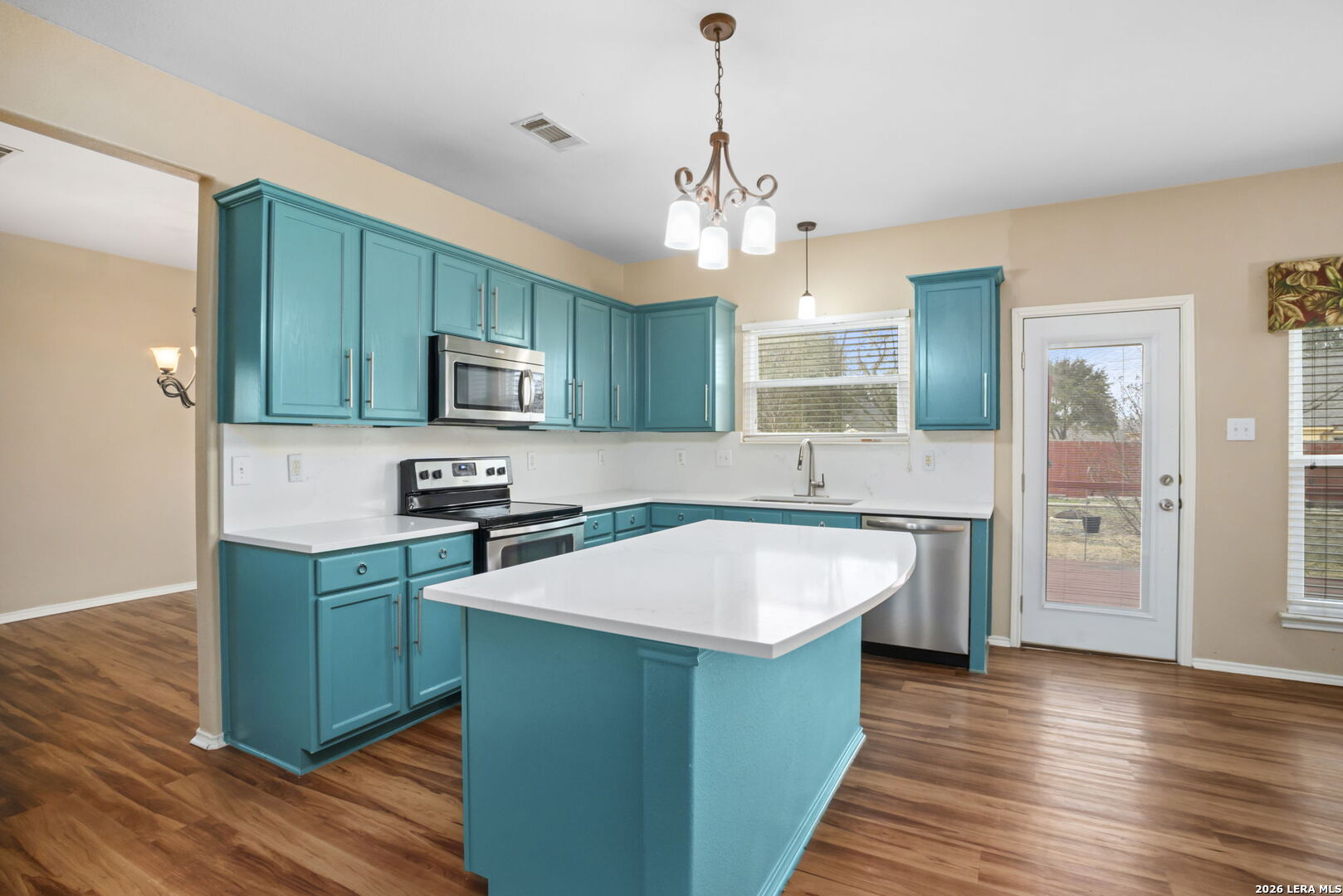 175 Plantation, ,  78155 — photo 1