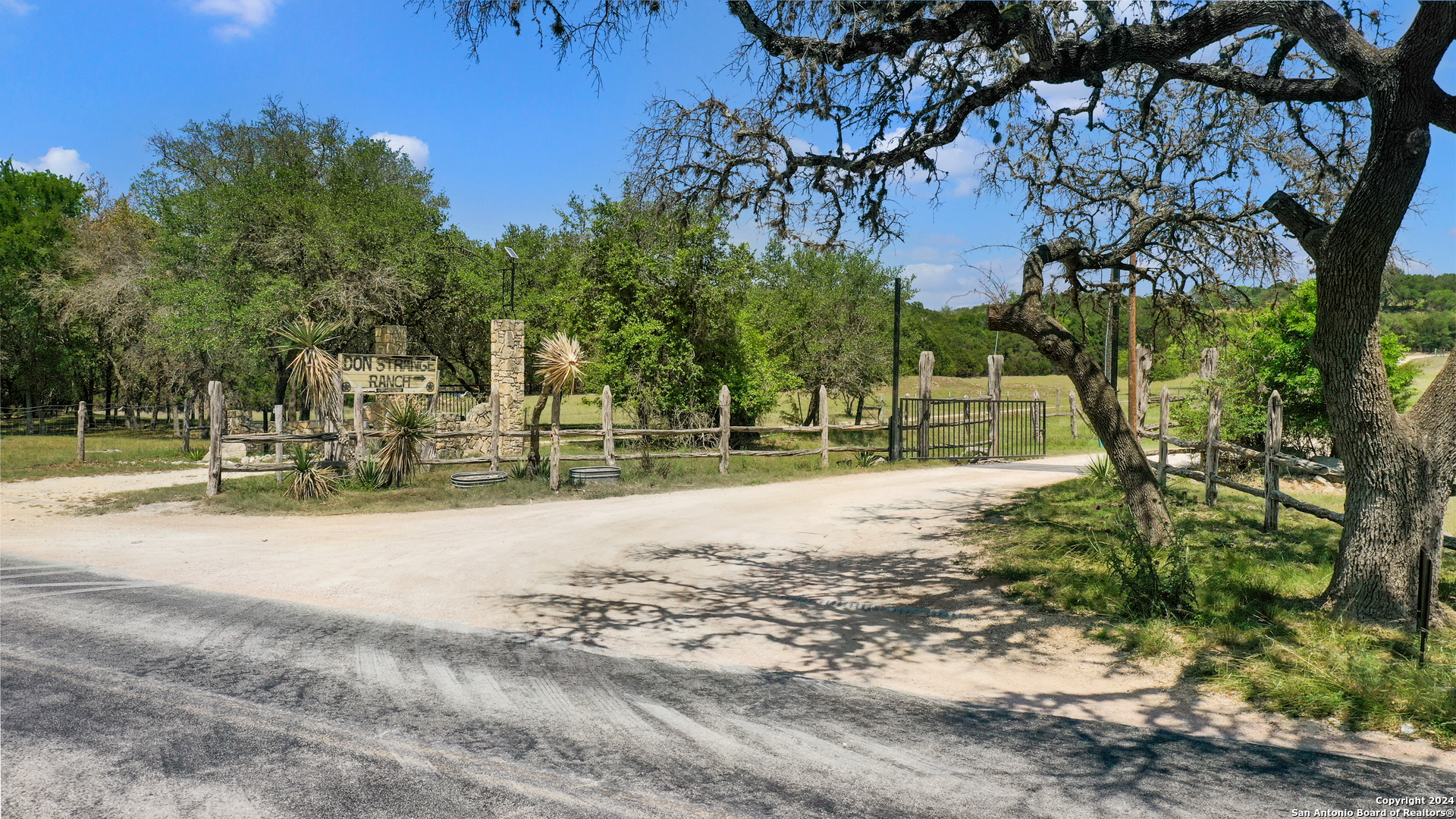 103 waring welfare, Boerne, TX 78006 — photo 1