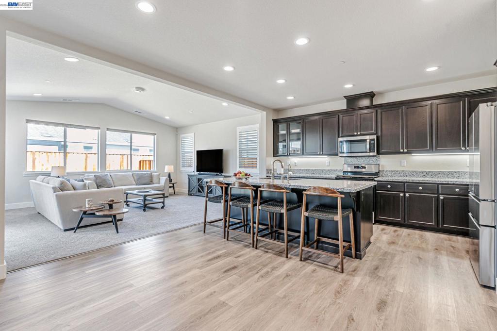 5645 Sierra Trail Way, Antioch, CA 94531 — photo 1