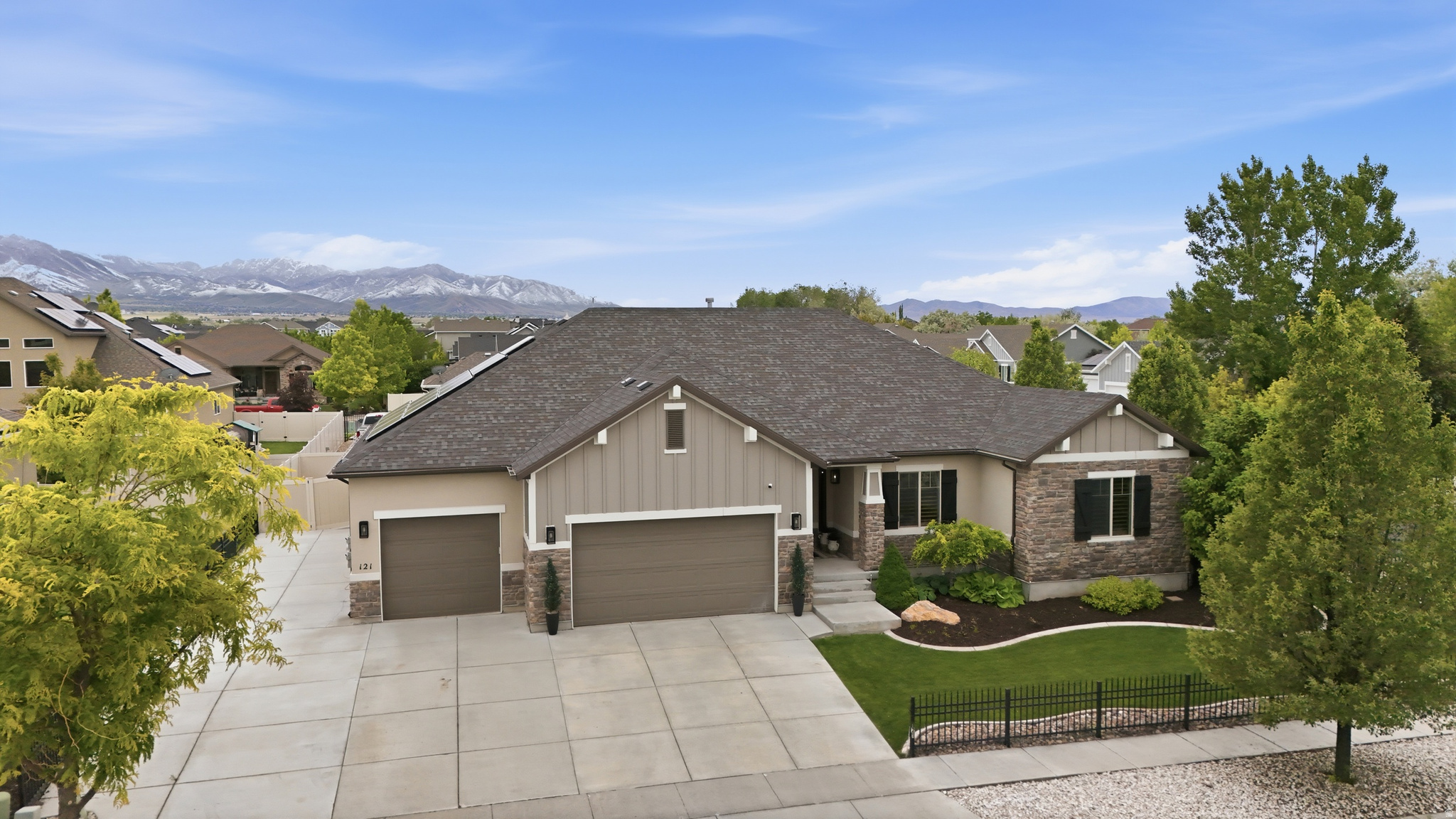 121 W MISTY BROOK LN, Stansbury Park, UT 84074 — photo 1