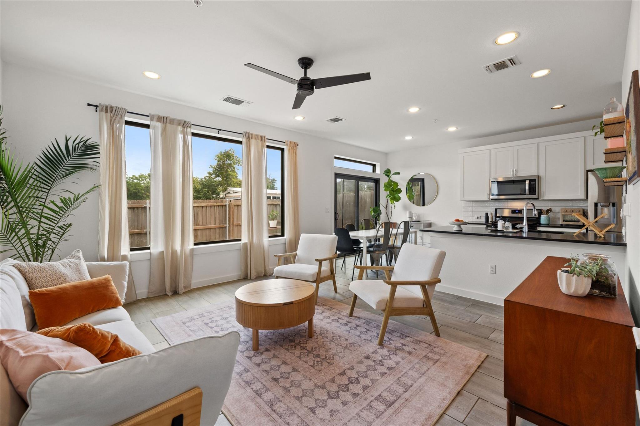 6409 Berkman, Austin, TX 78723 — photo 1