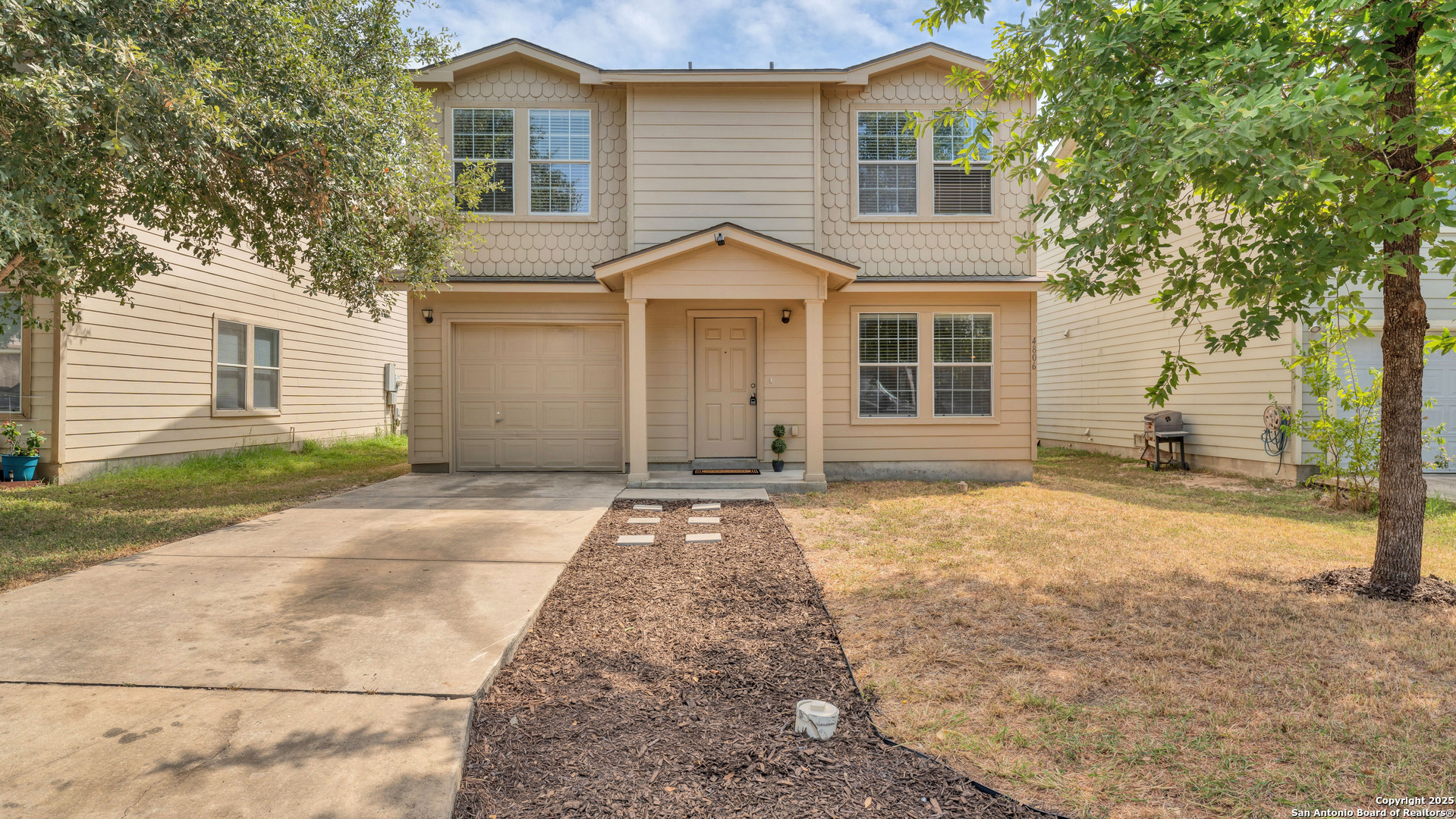 4806 Appaloosa, ,  78244 — photo 1