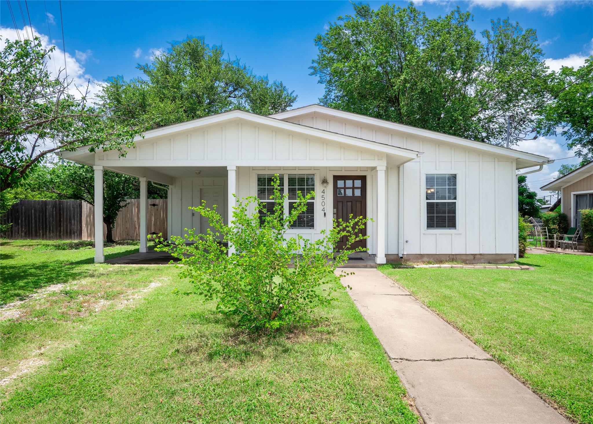4504 Kitty, Austin, TX 78721 — photo 1