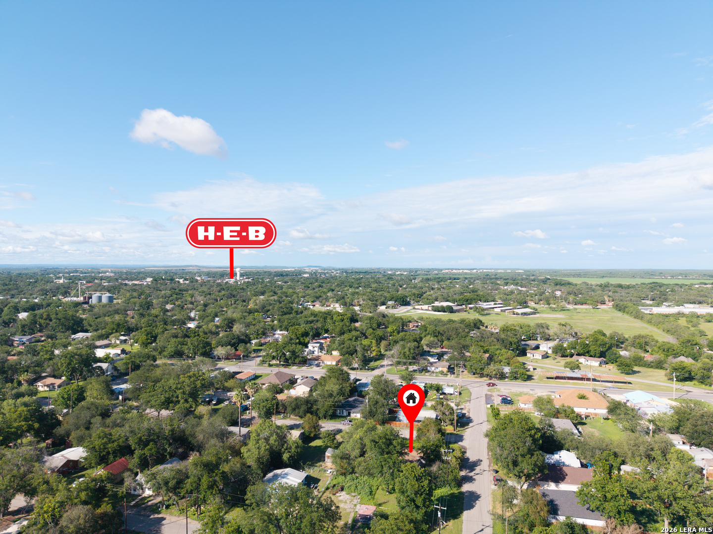 704 CARGILE ST, Uvalde, TX 78801 — photo 1