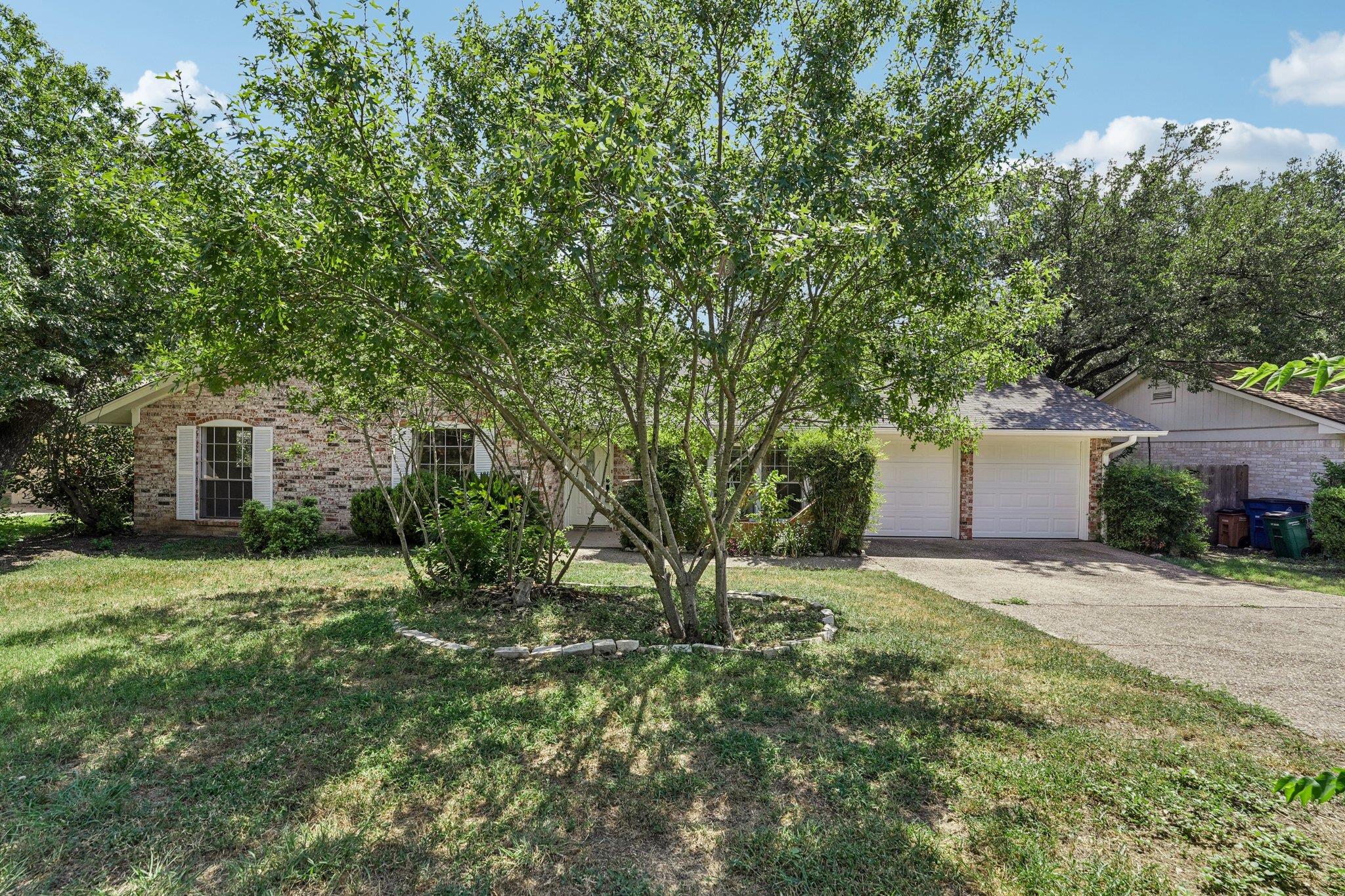 11307 Alhambra, Austin, TX 78759 — photo 1