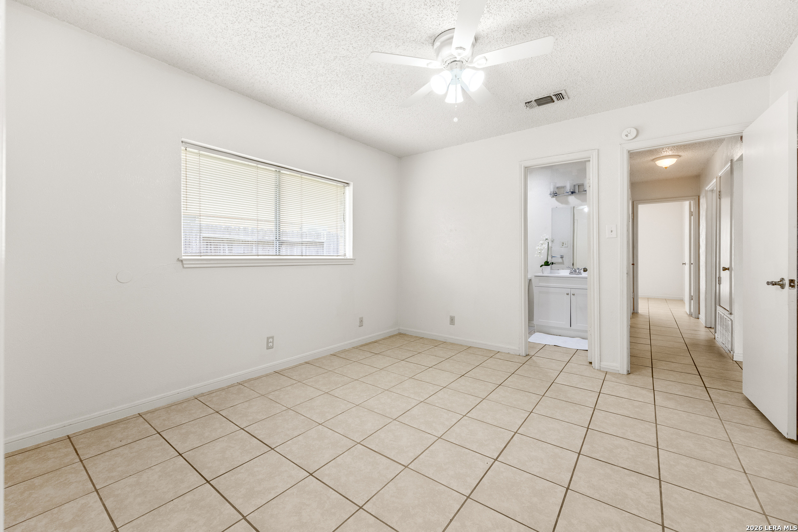 4627 Sparrows Nest, ,  78250 — photo 1