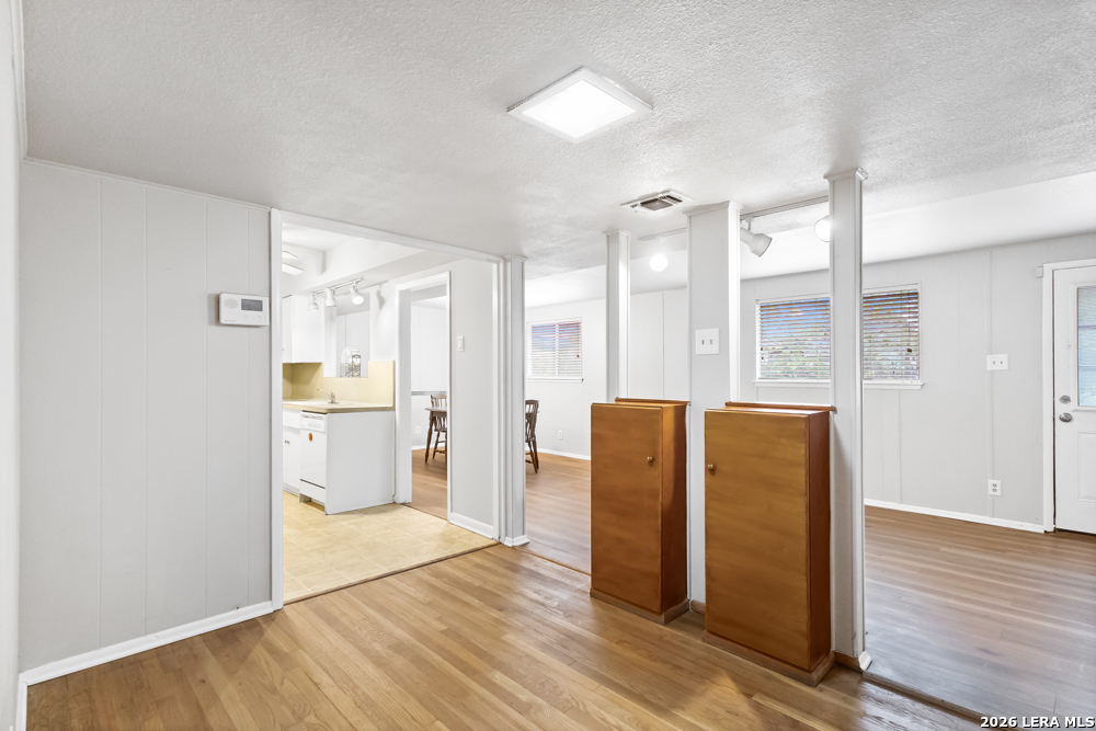 558 Cicero, ,  78218 — photo 1