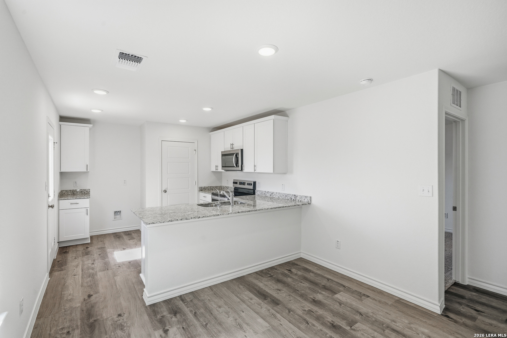 1343 Vallarta Centro, ,  78109 — photo 1